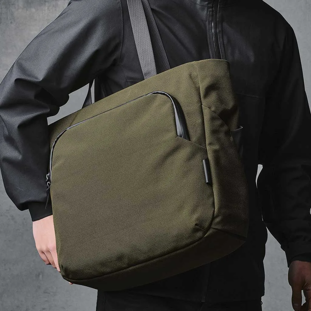 Bravo Tote