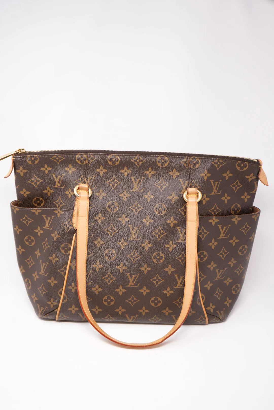 LOUIS VUITTON 2010 Tote Bag Monogram