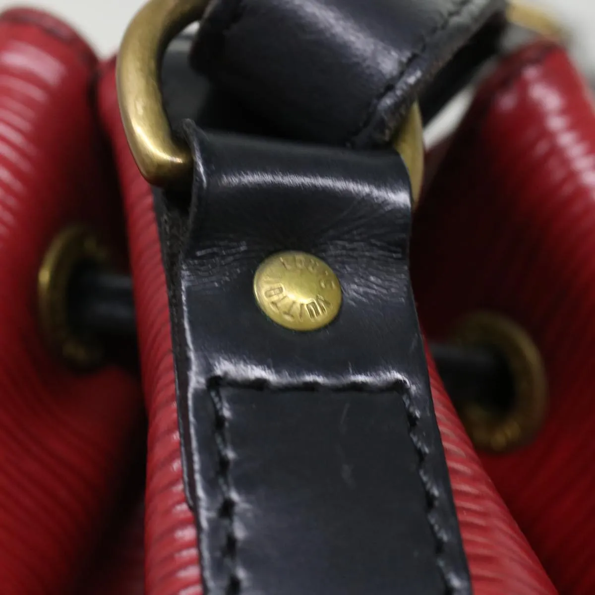 LOUIS VUITTON Epi Petit Noe Shoulder Bag Bicolor Black Red M44172 LV  45384