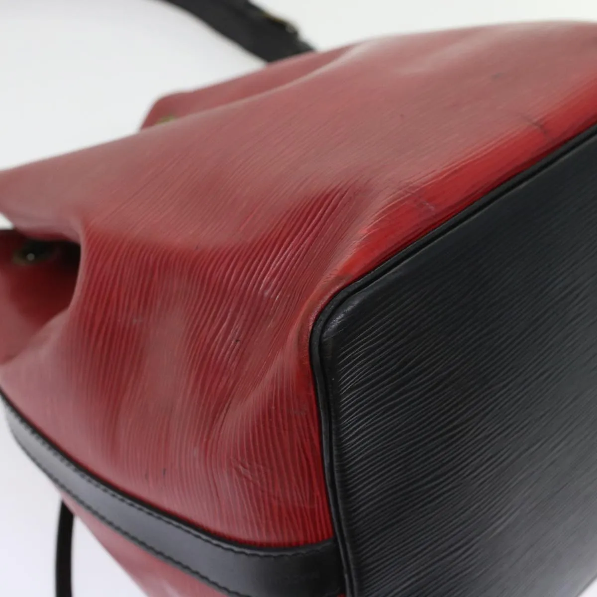 LOUIS VUITTON Epi Petit Noe Shoulder Bag Bicolor Black Red M44172 LV  45384