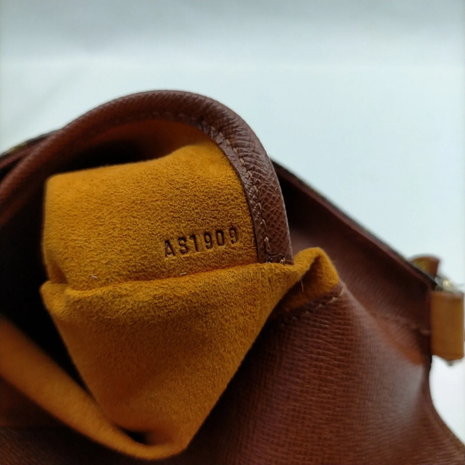 Louis Vuitton Musette Salsa Monogram Shoulder Bag