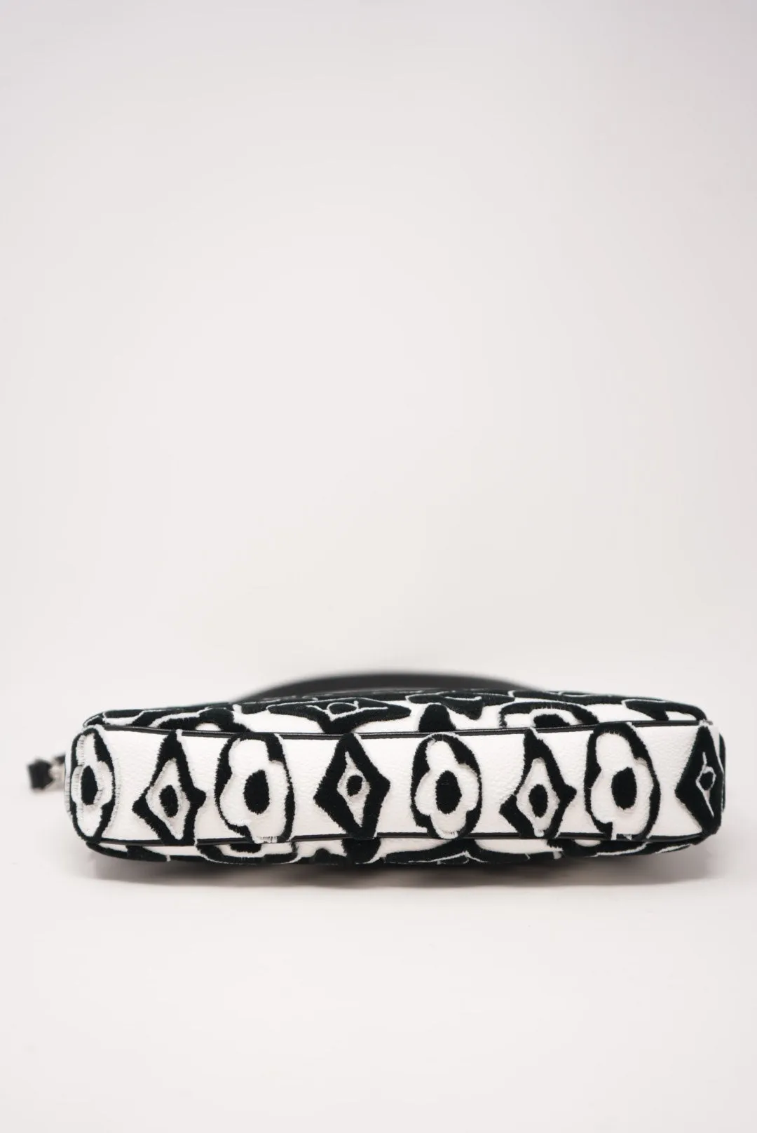 Louis Vuitton X Urs Fischer 2020 White/black Pochette Accessoires