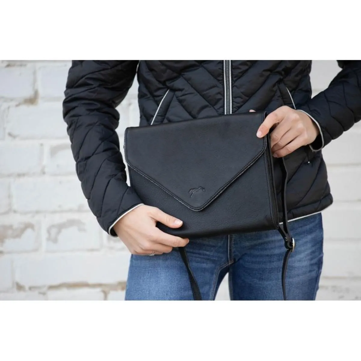 Penelope Laure Clutch