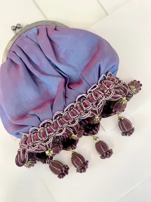 The most divine, and fancy tassel bag... so chic