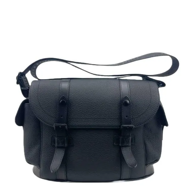 Trendy Inspired Louis Vuitton Black Taurillon Leather Christopher Messenger Bag