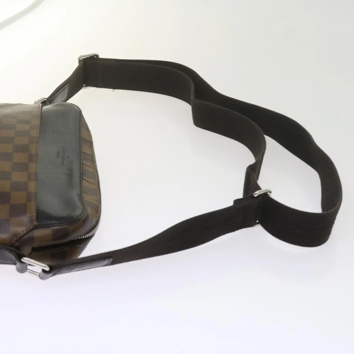 Trendy Inspired Louis Vuitton Damier Ebene Jake Messenger Pm Shoulder Bag N41568 Lv Auth Bs10717