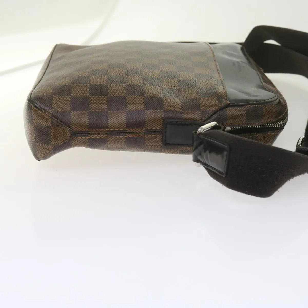 Trendy Inspired Louis Vuitton Damier Ebene Jake Messenger Pm Shoulder Bag N41568 Lv Auth Bs10717
