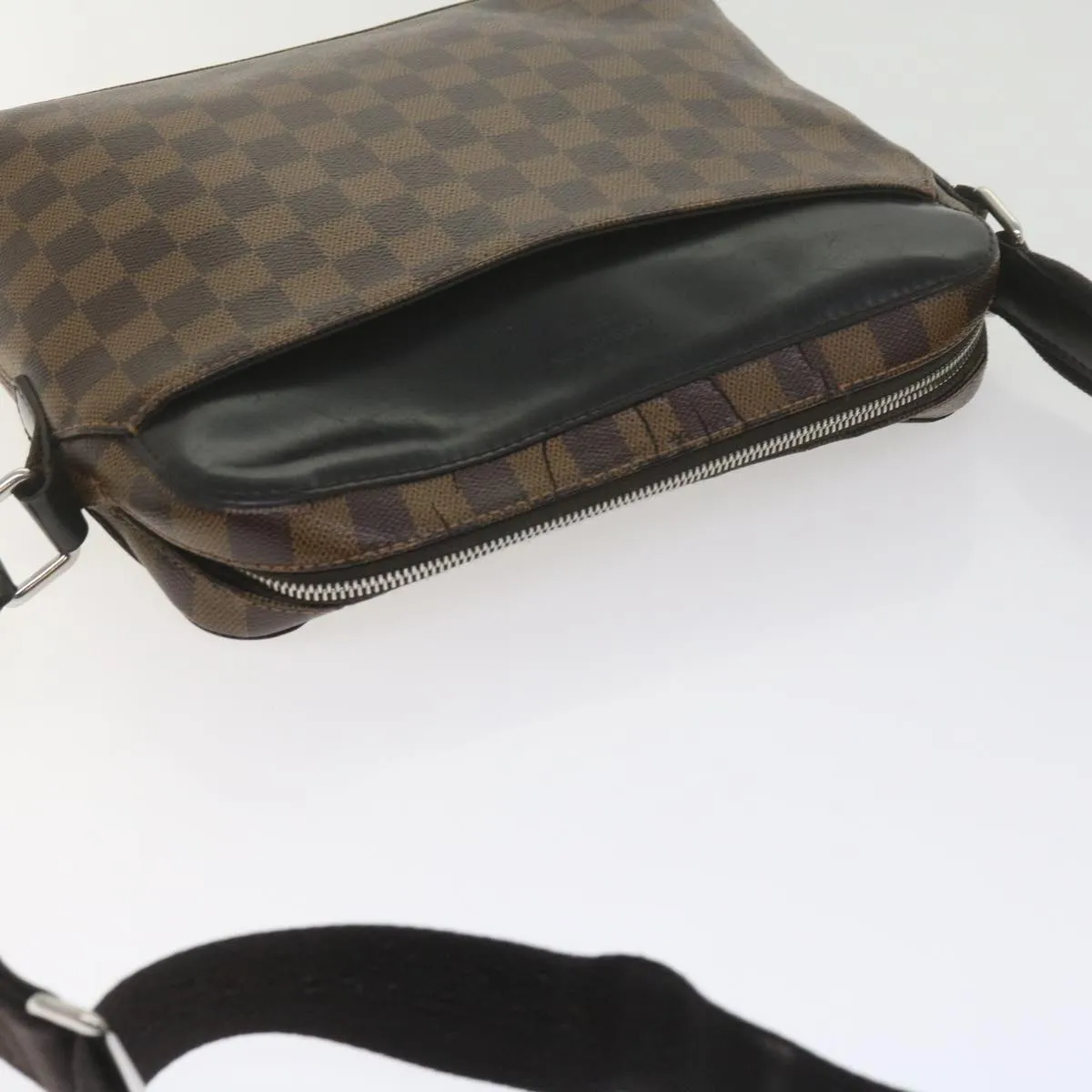 Trendy Inspired Louis Vuitton Damier Ebene Jake Messenger Pm Shoulder Bag N41568 Lv Auth Bs10717