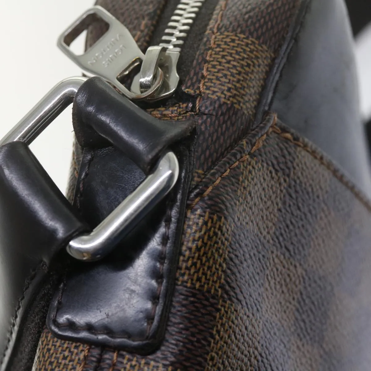 Trendy Inspired Louis Vuitton Damier Ebene Jake Messenger Pm Shoulder Bag N41568 Lv Auth Bs10717