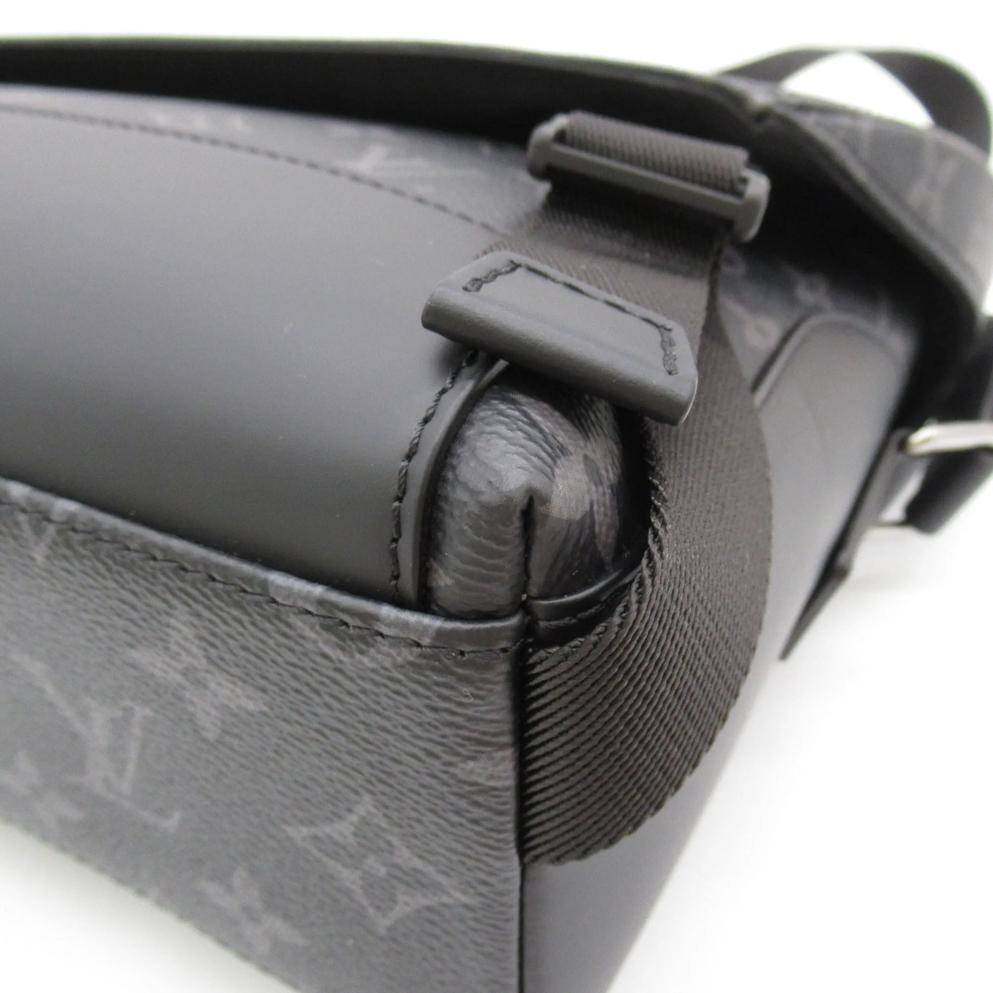Trendy Inspired Louis Vuitton Messenger Voyage Pm Black Pvc Coated Canvas M40511