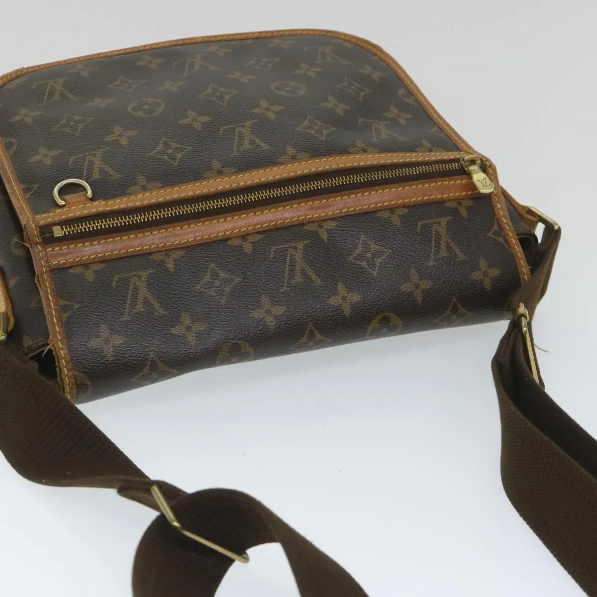 Trendy Inspired Louis Vuitton Monogram Messenger Bosphore Pm Shoulder Bag M40106 Lv Auth Ar10473