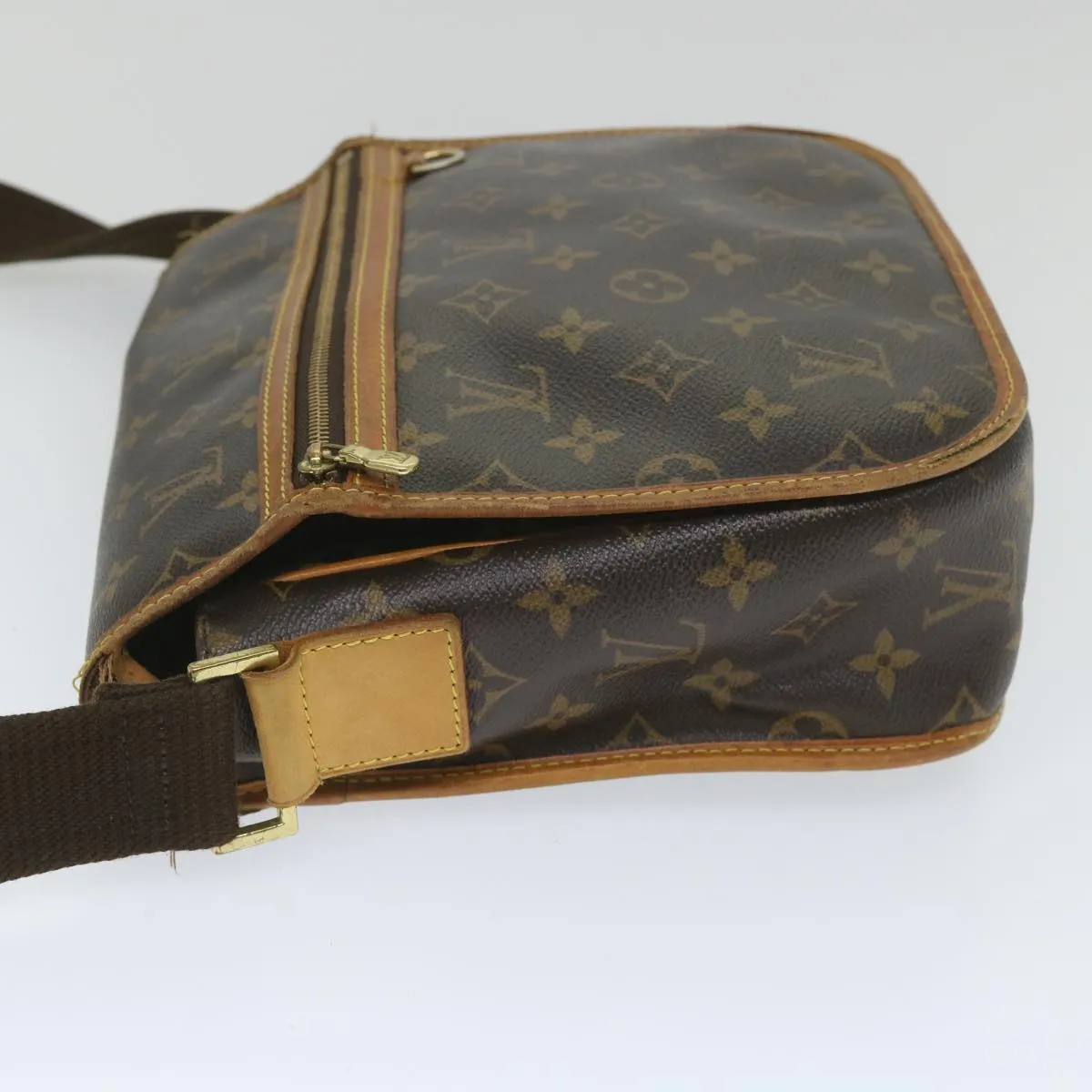 Trendy Inspired Louis Vuitton Monogram Messenger Bosphore Pm Shoulder Bag M40106 Lv Auth Ar10473