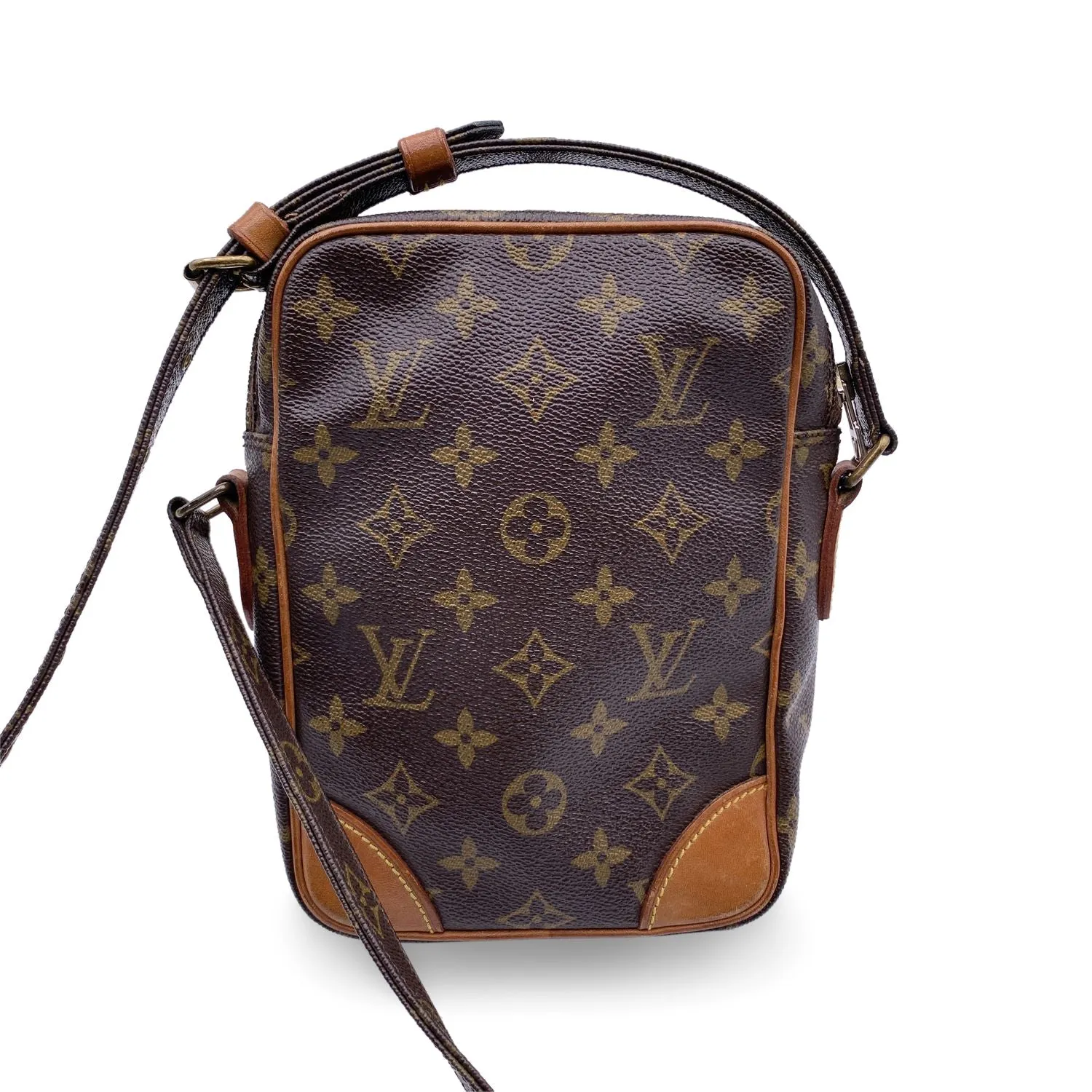 Trendy Inspired Louis Vuitton Vintage Monogram Canvas Amazone Pm Crossbody Bag