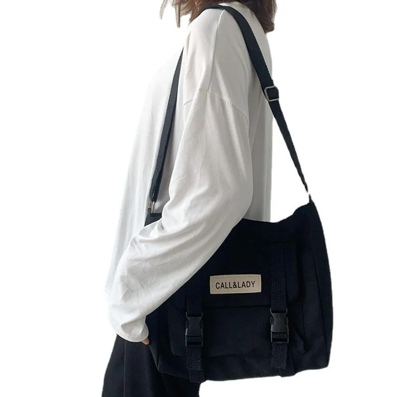 Trendy Large Capacity Women's Nylon Messenger Bag