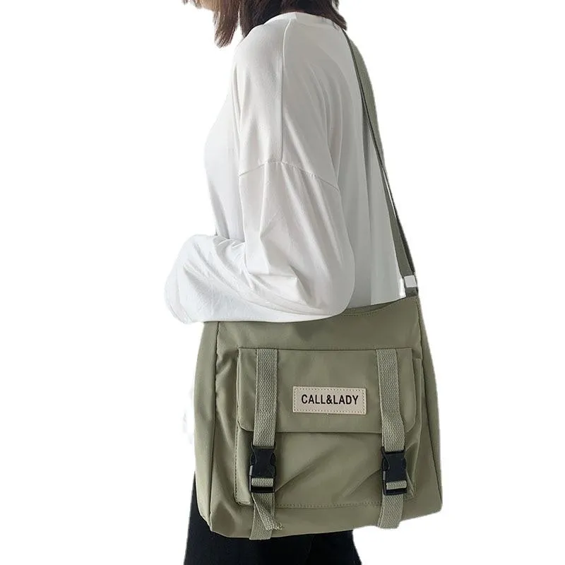 Trendy Large Capacity Women's Nylon Messenger Bag