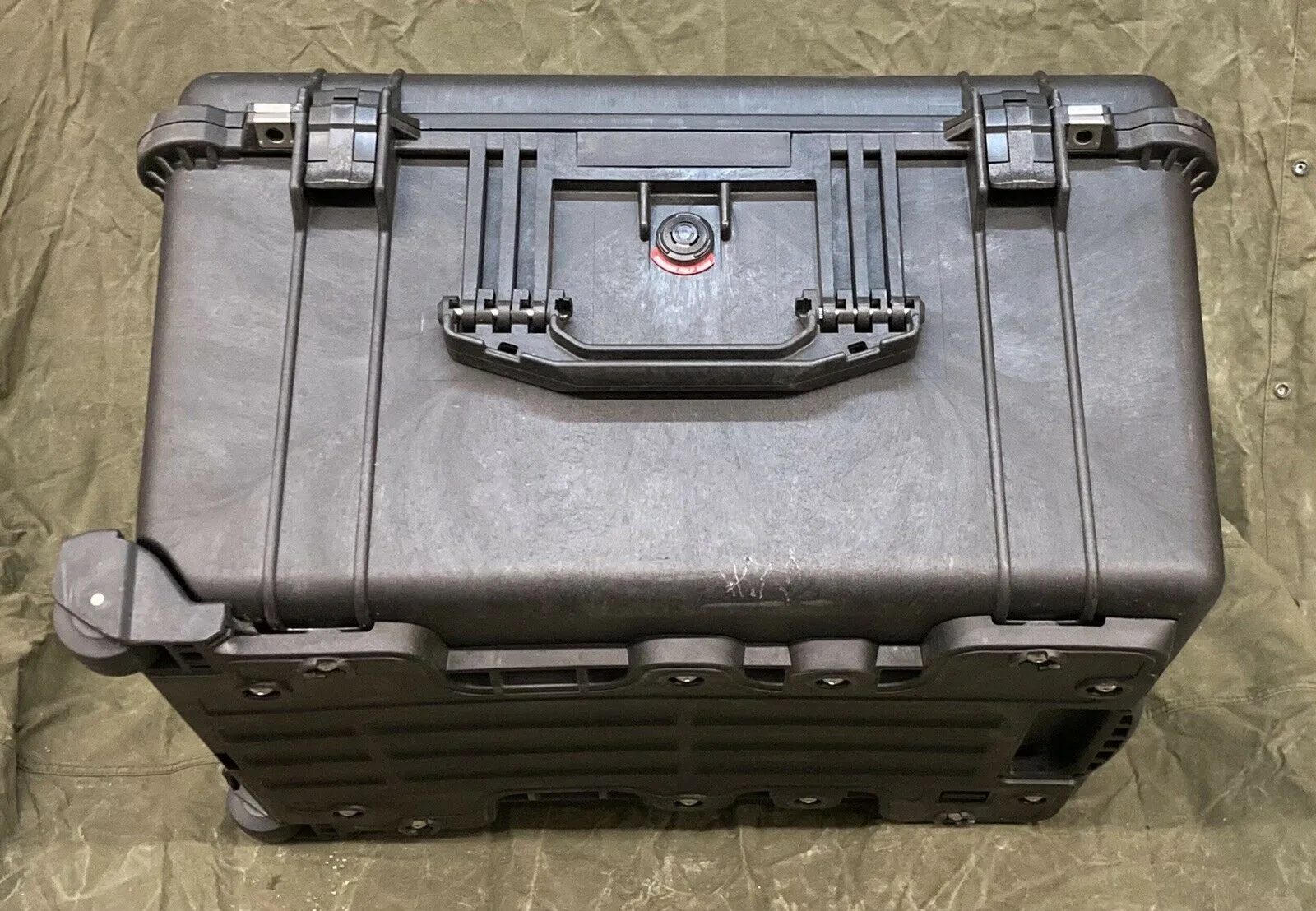 Unused/Unboxed New Pelican™ 1620 Protector Case™ w/ preCut Foam. *SUPER SALE*