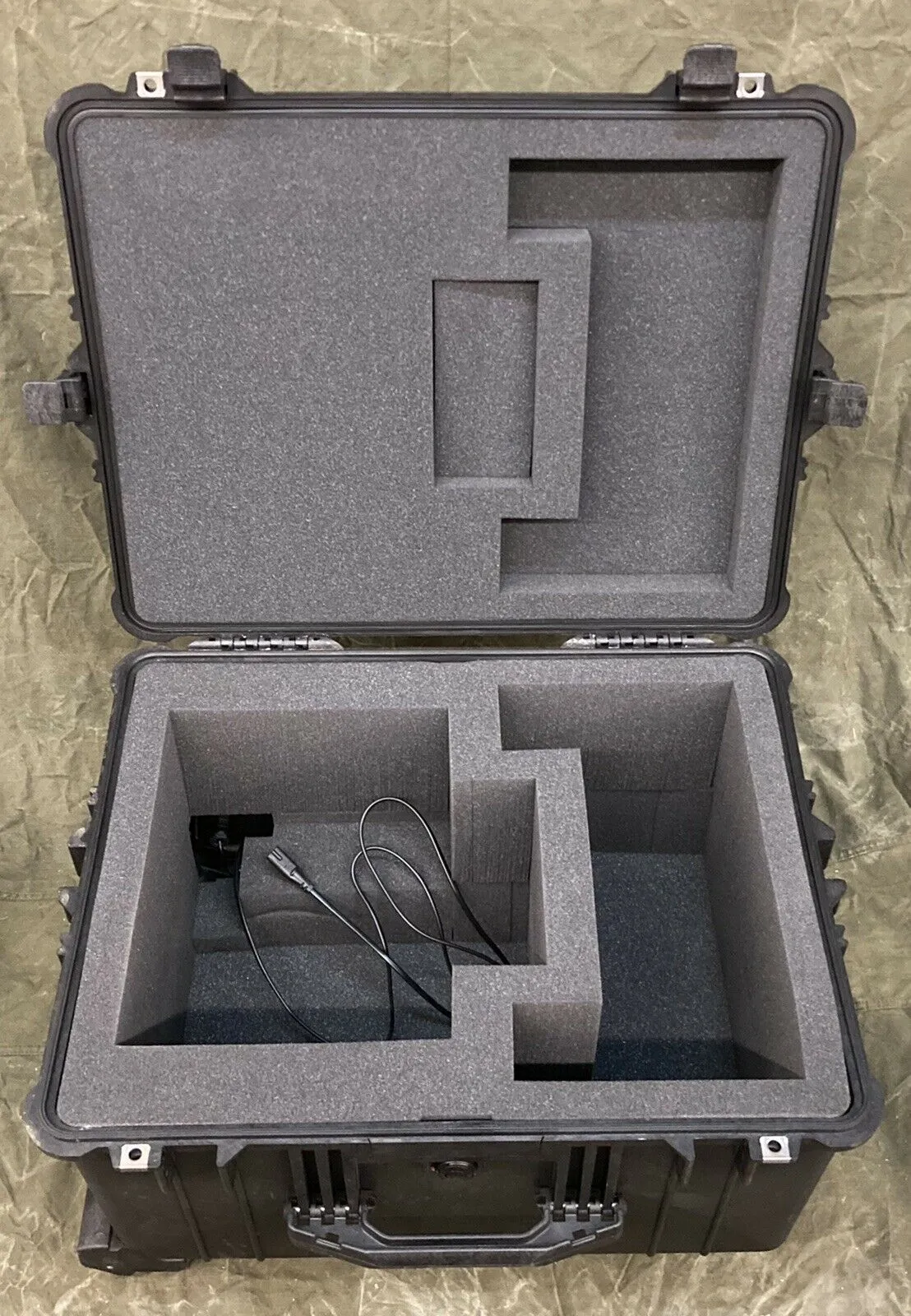 Unused/Unboxed New Pelican™ 1620 Protector Case™ w/ preCut Foam. *SUPER SALE*